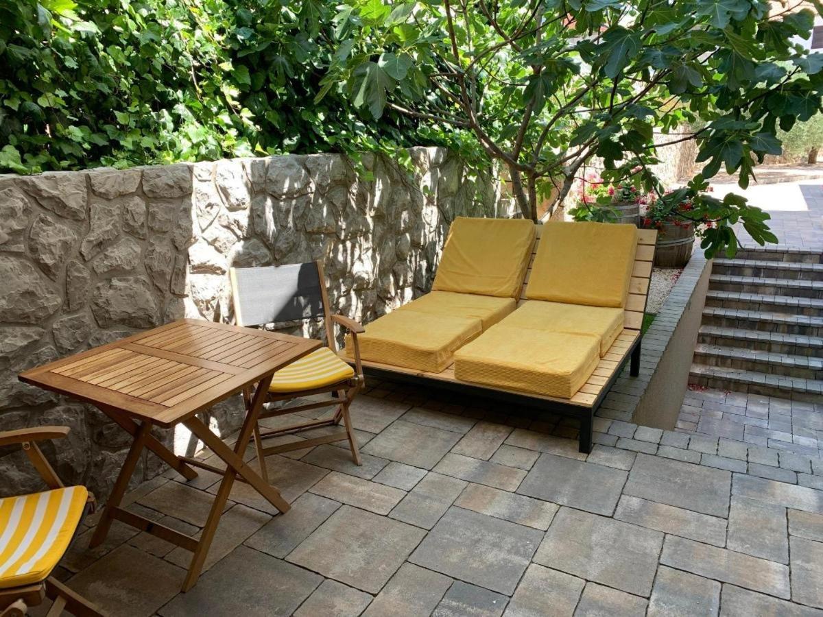 Studio Apartment Lucija Krk Town Dış mekan fotoğraf